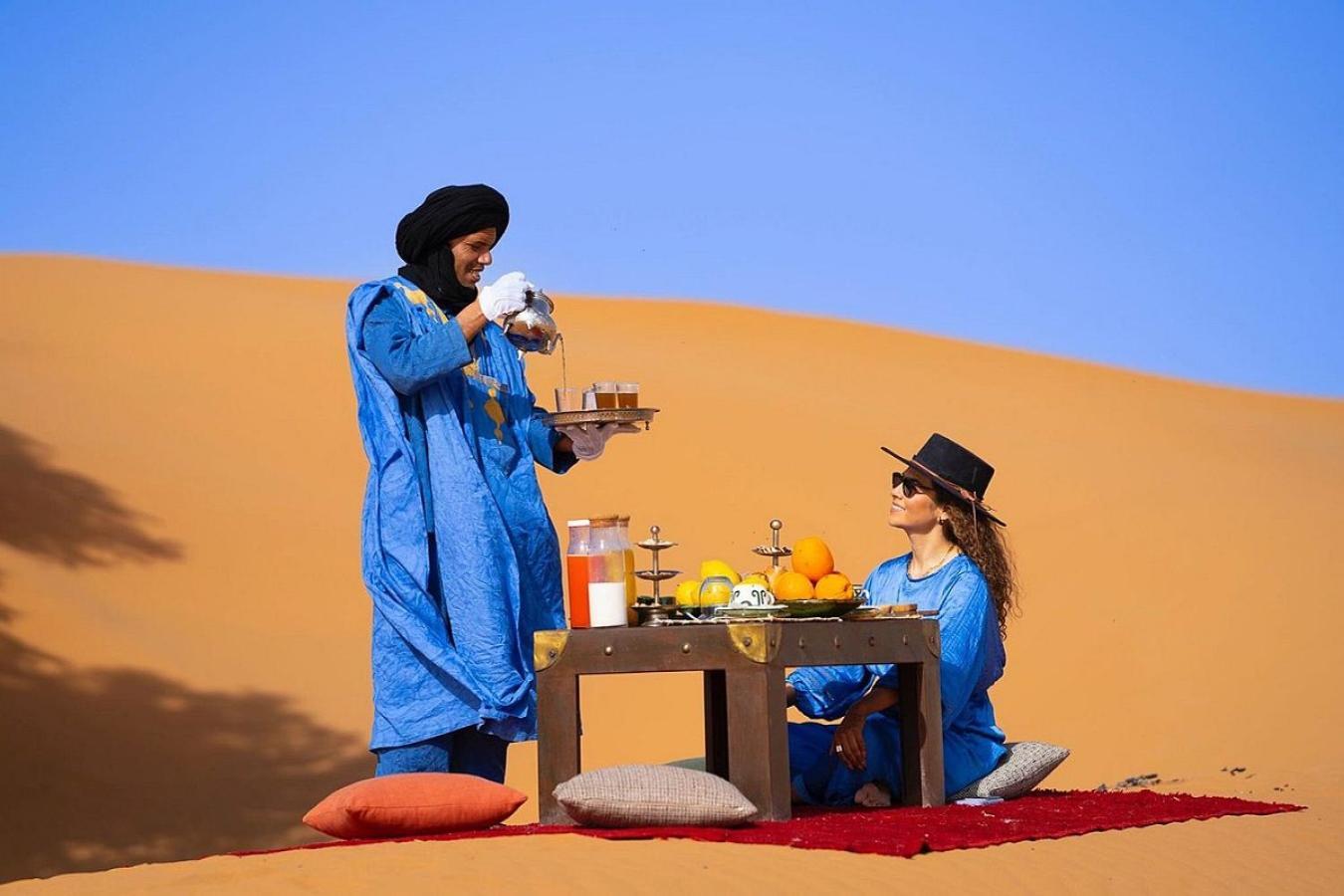 Merzouga Nomadic Luxury Camp Exterior photo